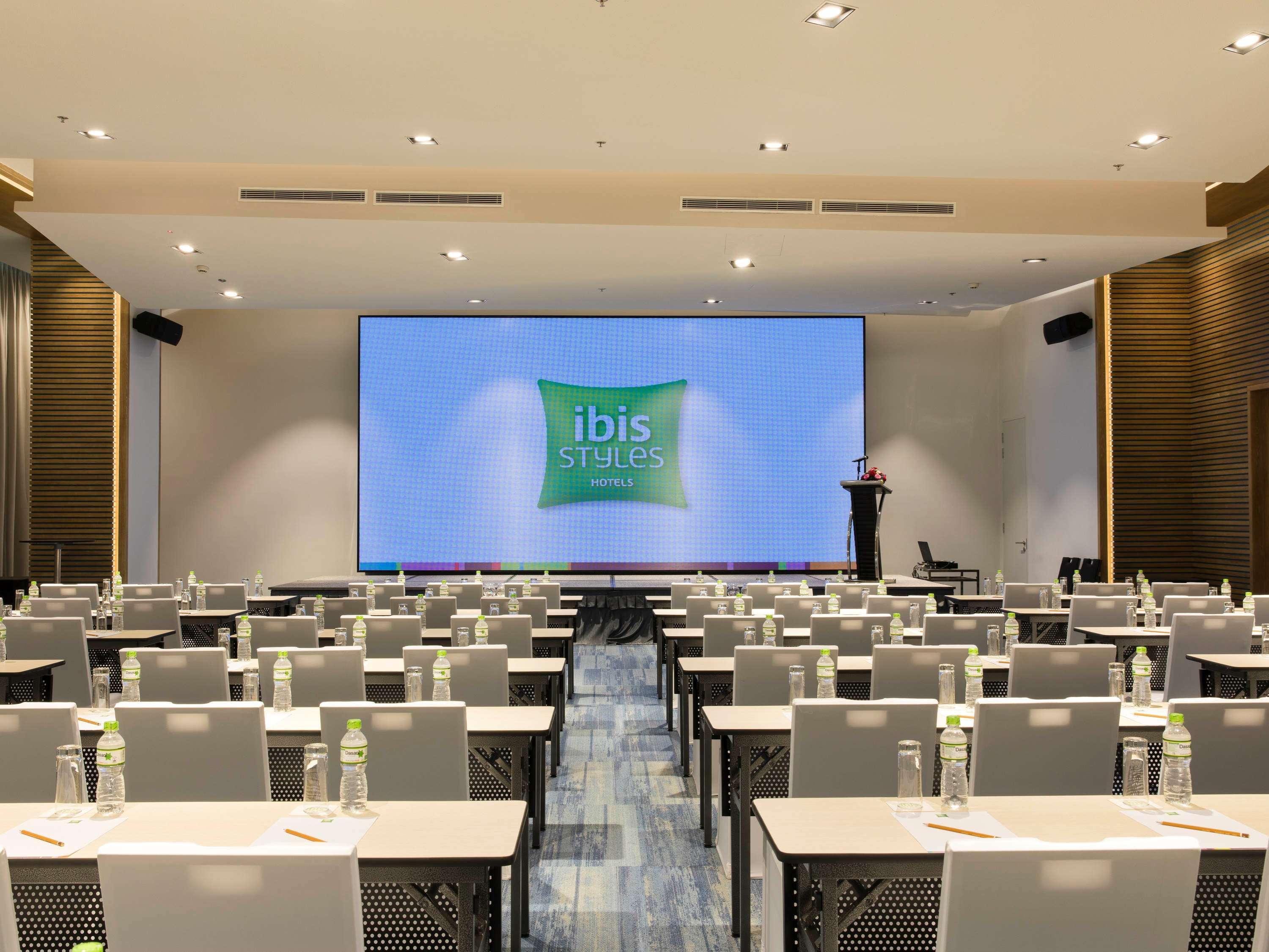 Ibis Styles Nha Trang Hotel Exterior foto