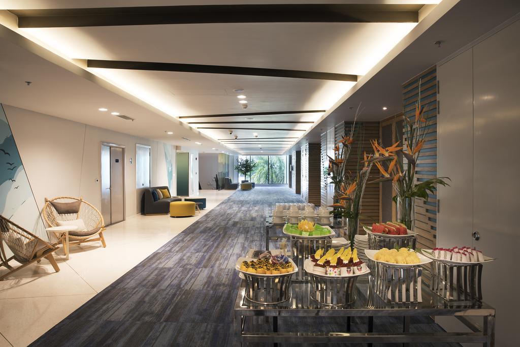 Ibis Styles Nha Trang Hotel Exterior foto